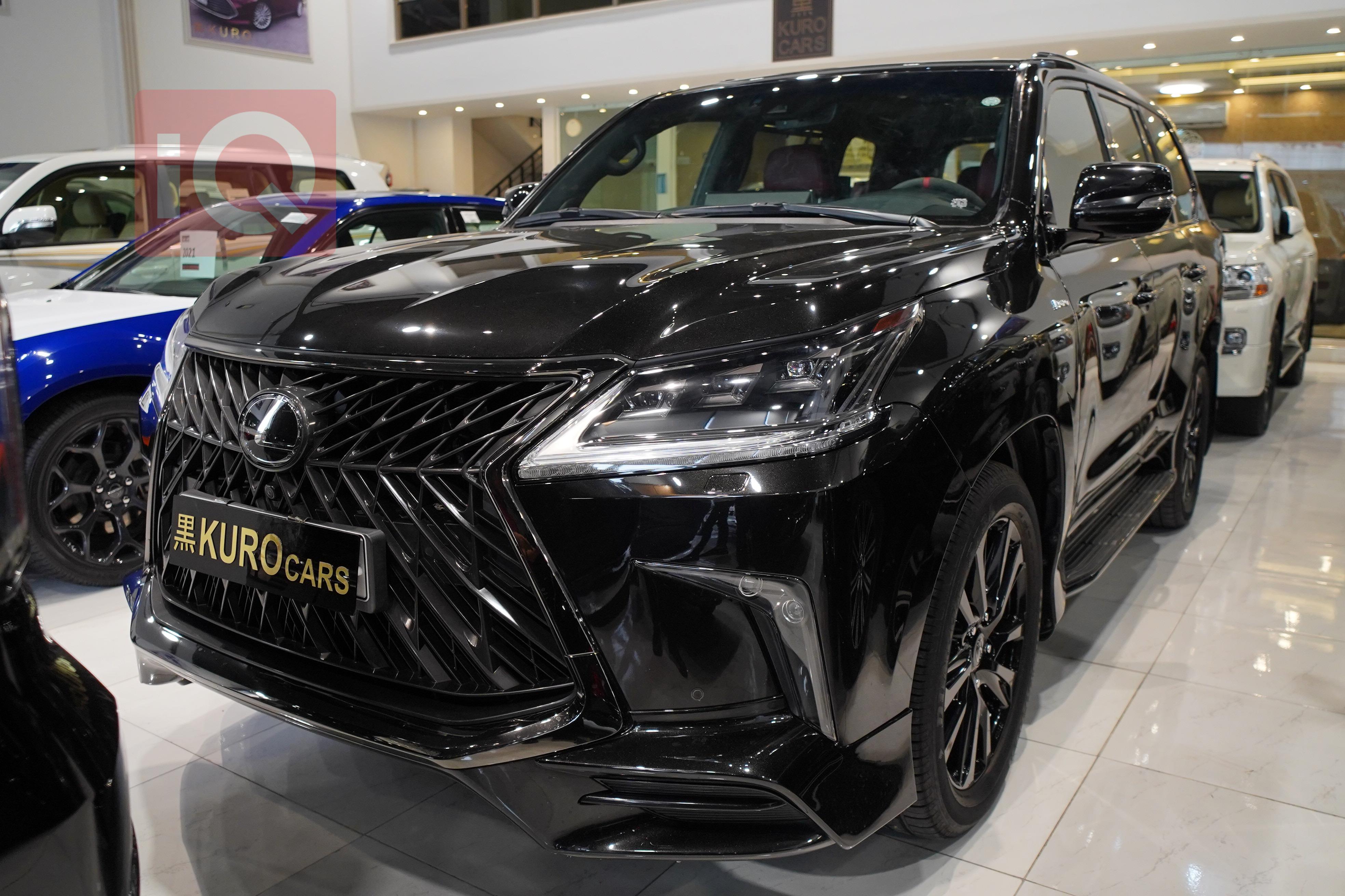 Lexus LX